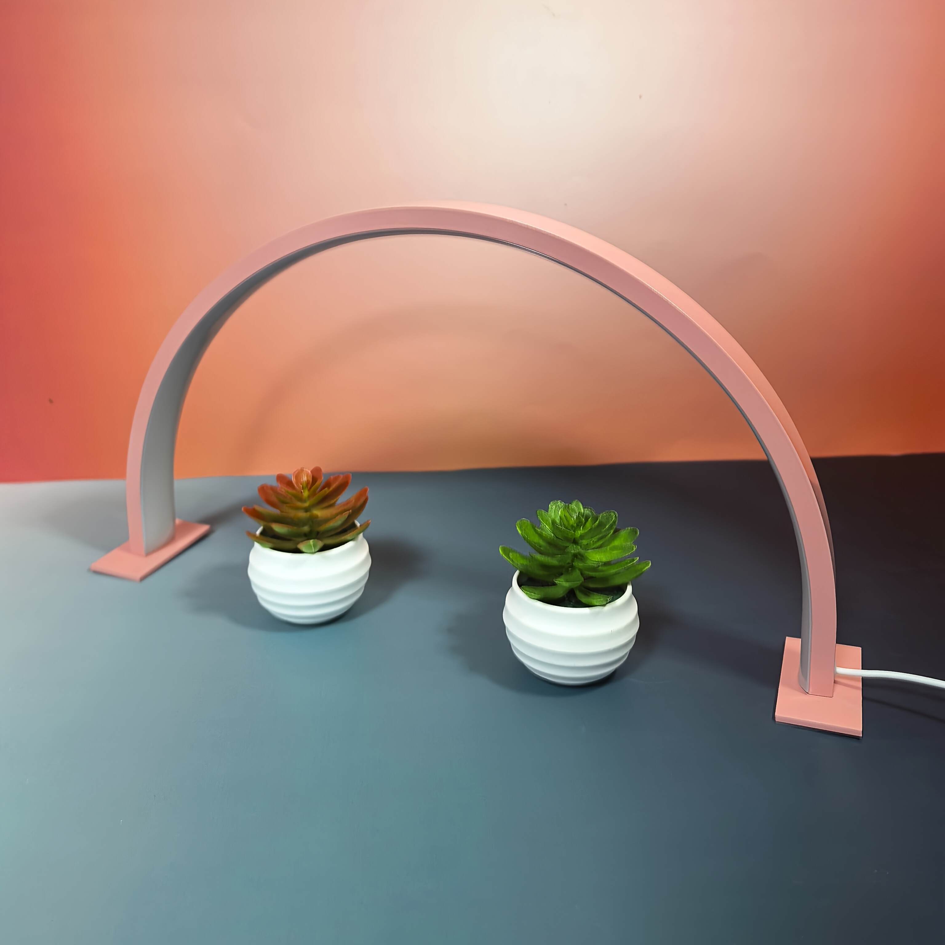 Adjustable LED Half-Moon Lamp, USB Powered, Three-Color Dimmable, Button Control, Arch-Shaped Desk Lamp, Suitable for Nail Salons, Eyelash Extensions And Craft Lighting